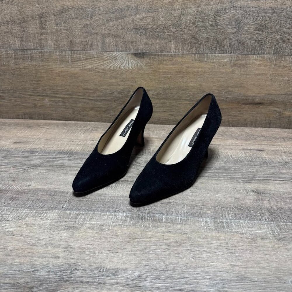 Anne Klein Black Suede Pointed Toe Heels Women's Size 8.5 Italian made